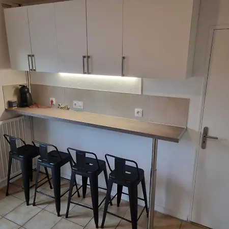 9 Hostel Angers